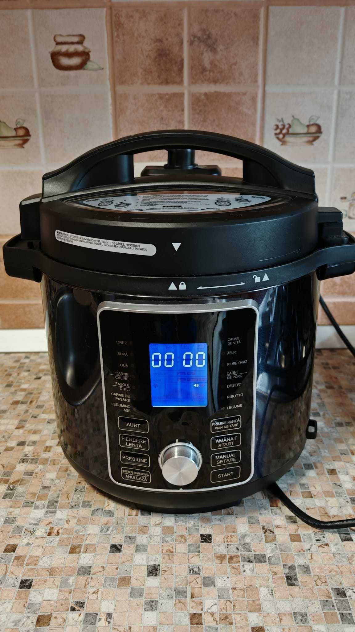 Multicooker si friteuza cu aer cald, 6 litri, model SALENTE Ario