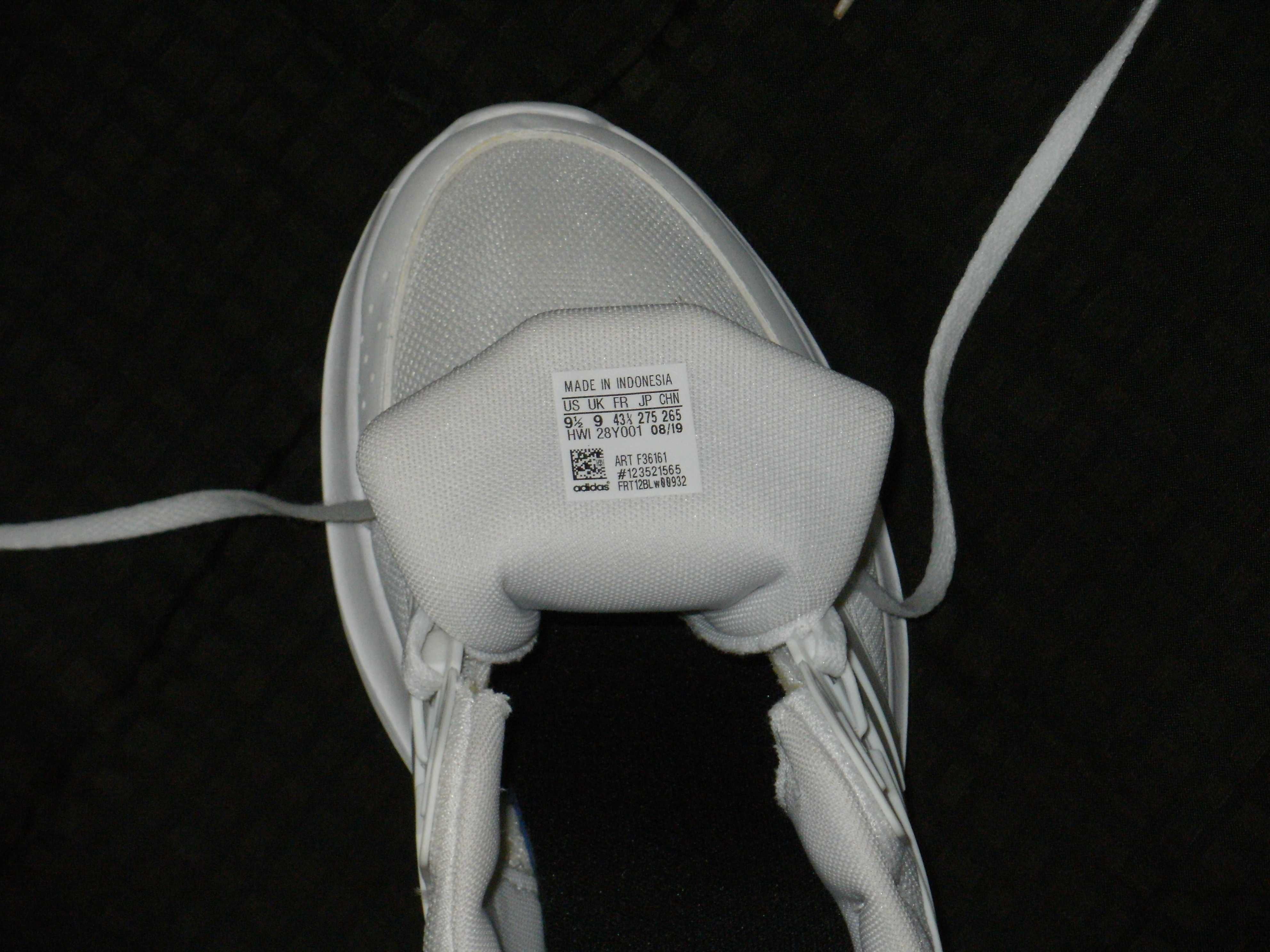 ADIDAS оригинални мъжки маратонки 43,5