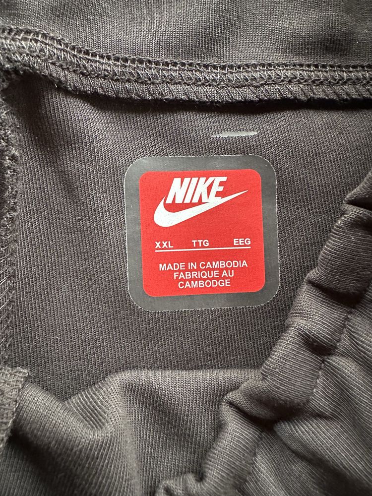 Мъжки,памучни,черни къси панталонки Nike с активен преден джоб,Батал