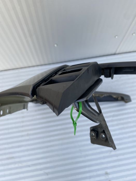 Aripa st fata vw Tiguan 5N cod de culoare LD7R 2008-2015