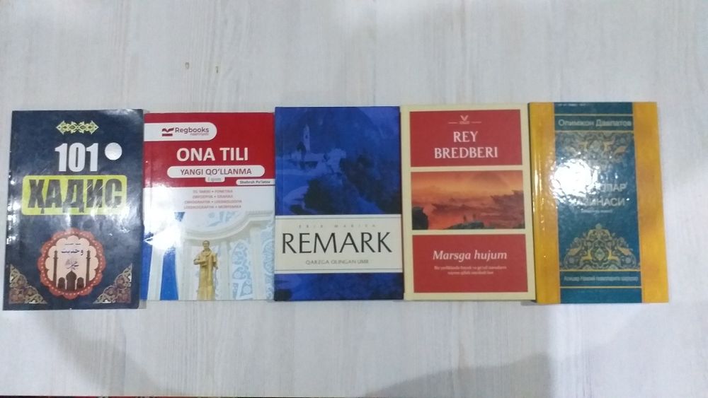 Kitoblar sotiladi arzon narxda, alohida ham sotaman