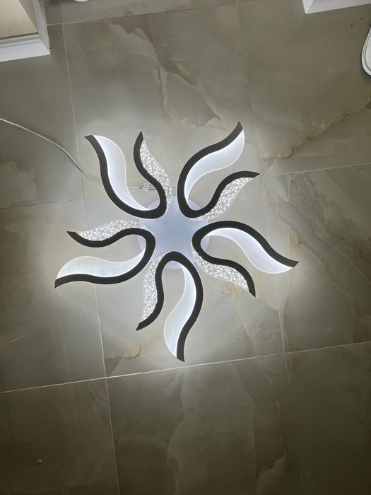 Lustră LED dimabilă aplicată Twist LED 60w 3000-6500k alb