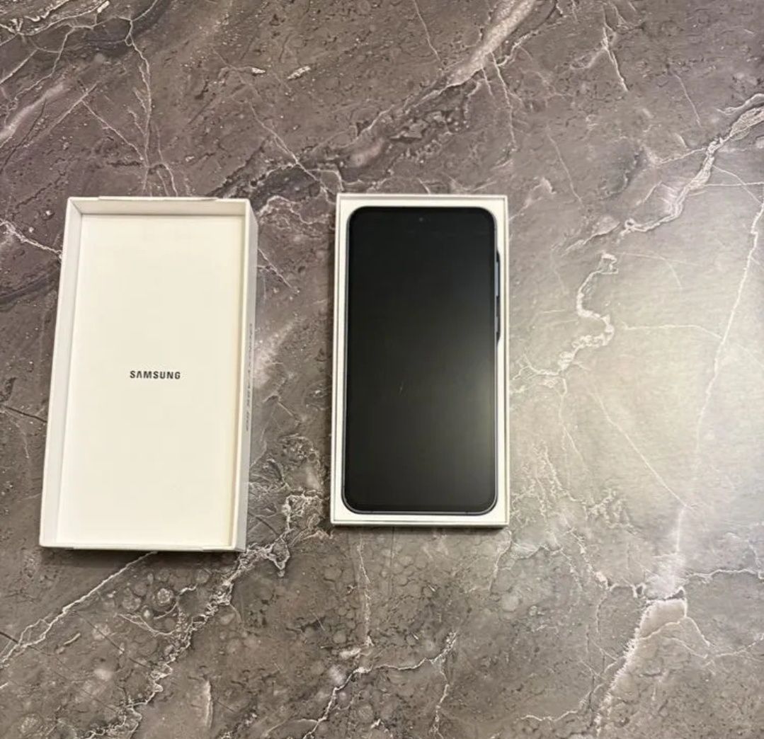 Samsung galaxy a55 8 256