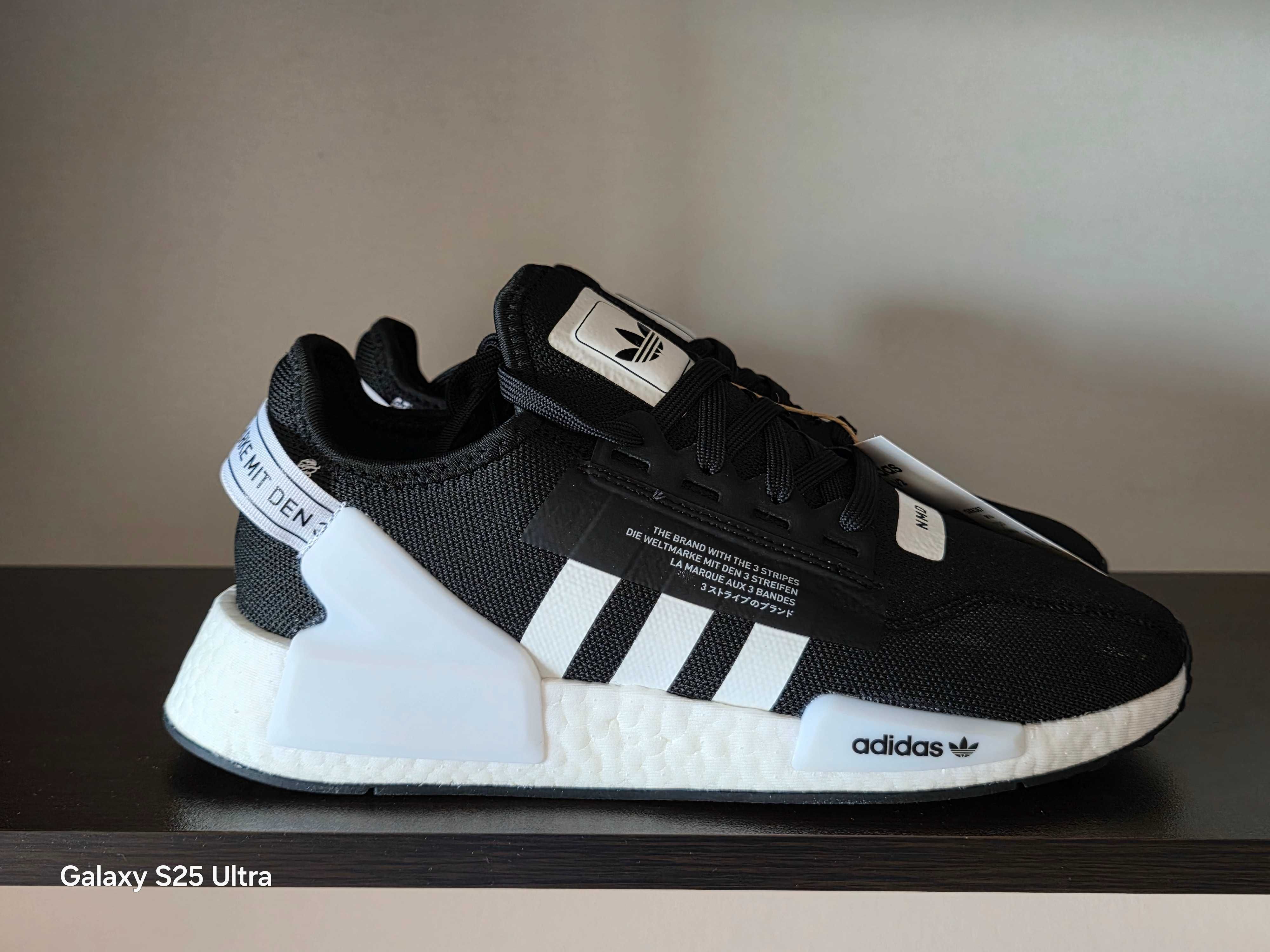 Adidas NMD R1.V2 /43н 27.5см Стелка нови с кутия