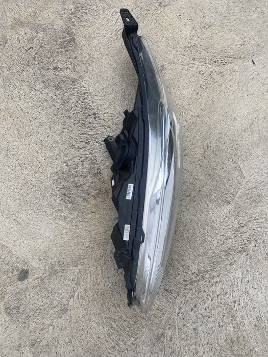 Ляв фар за Форд Фиеста/Ford Foesta 2013-2017