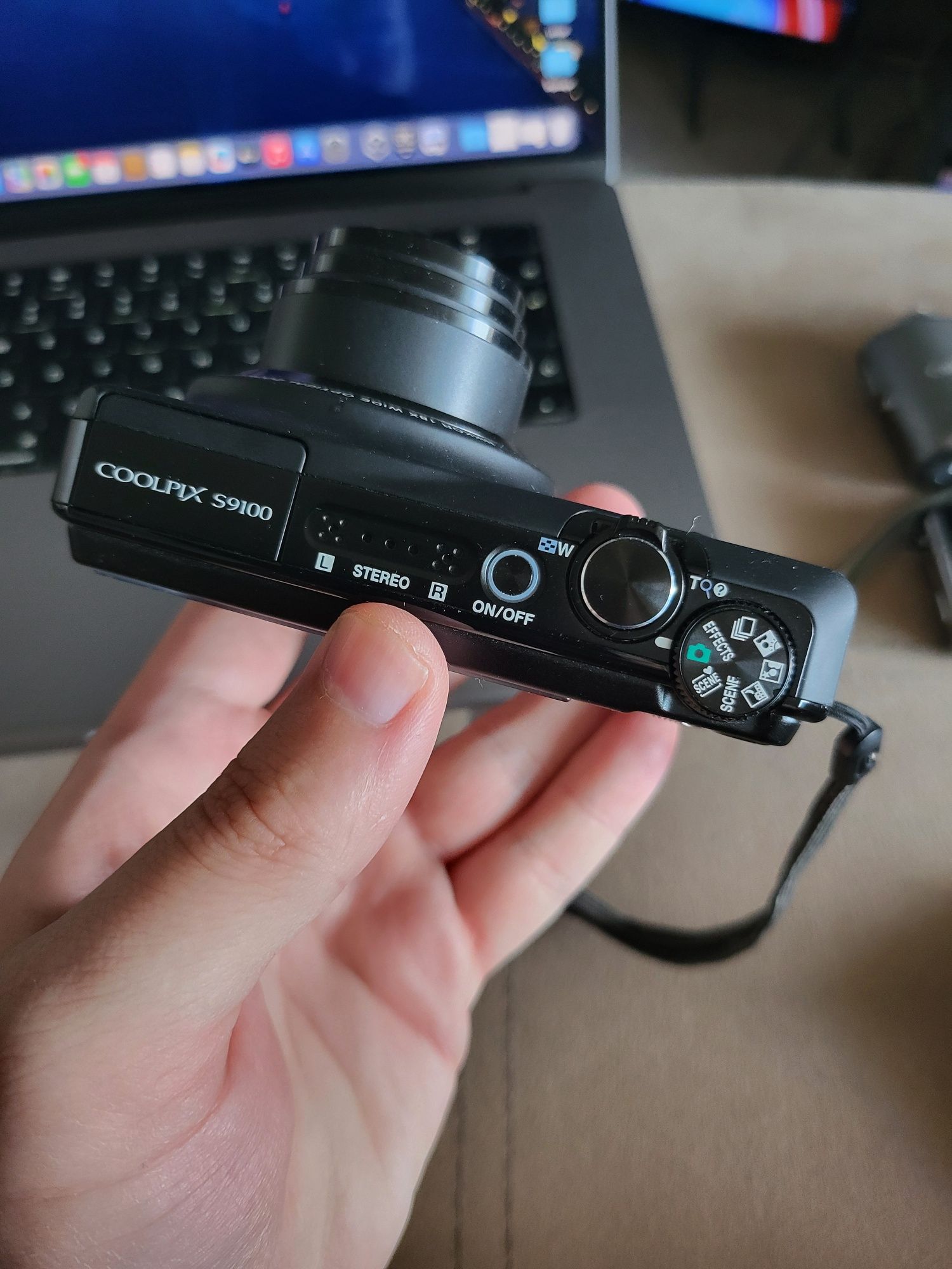Nikon Coolpix S9100