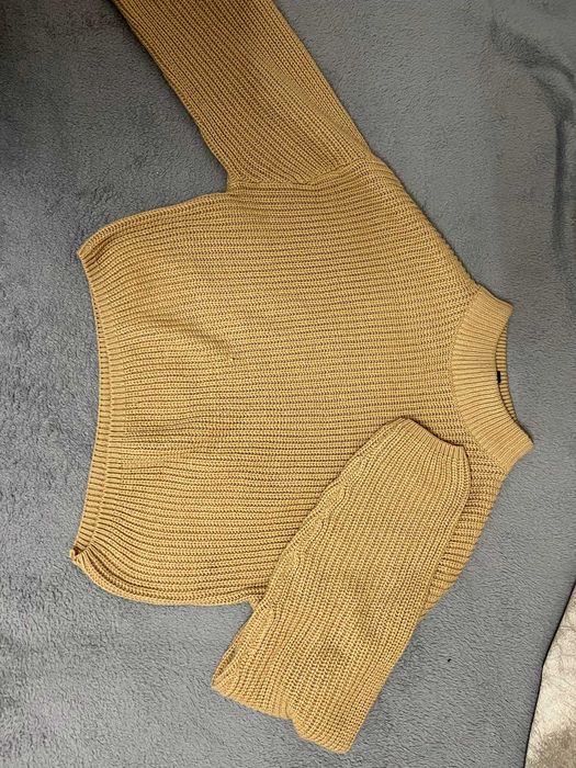 Бежава блуза от HM