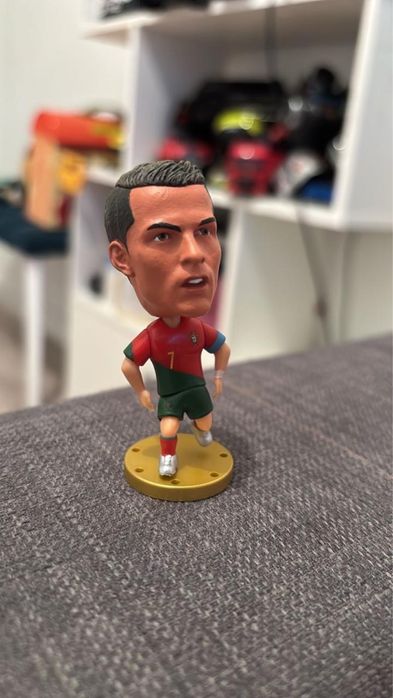Статуэтка Криштиану Роналдо