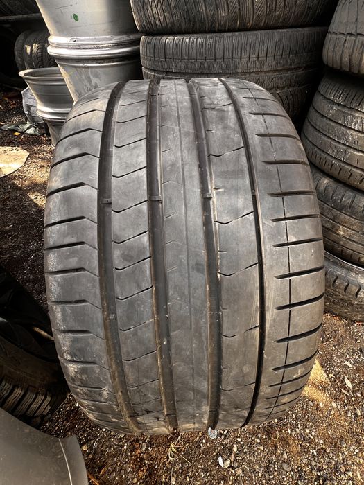 Vand o anvelopa Pirelli 315.35 R20 Run Flat RSc