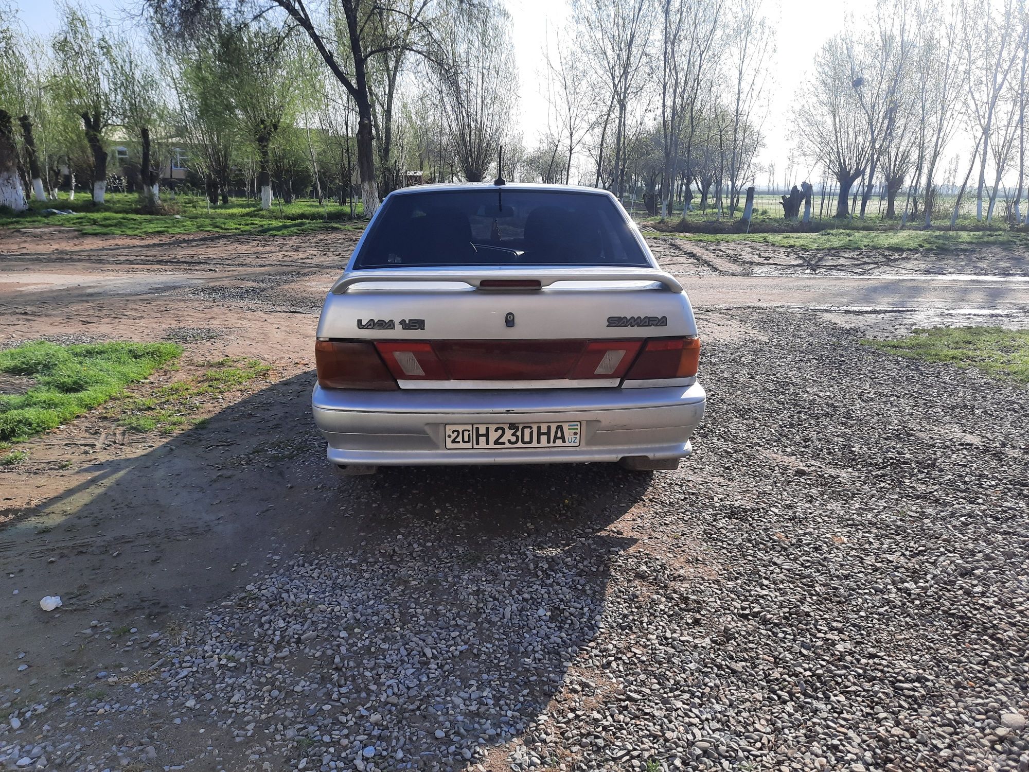 Мошина срочно сотилади