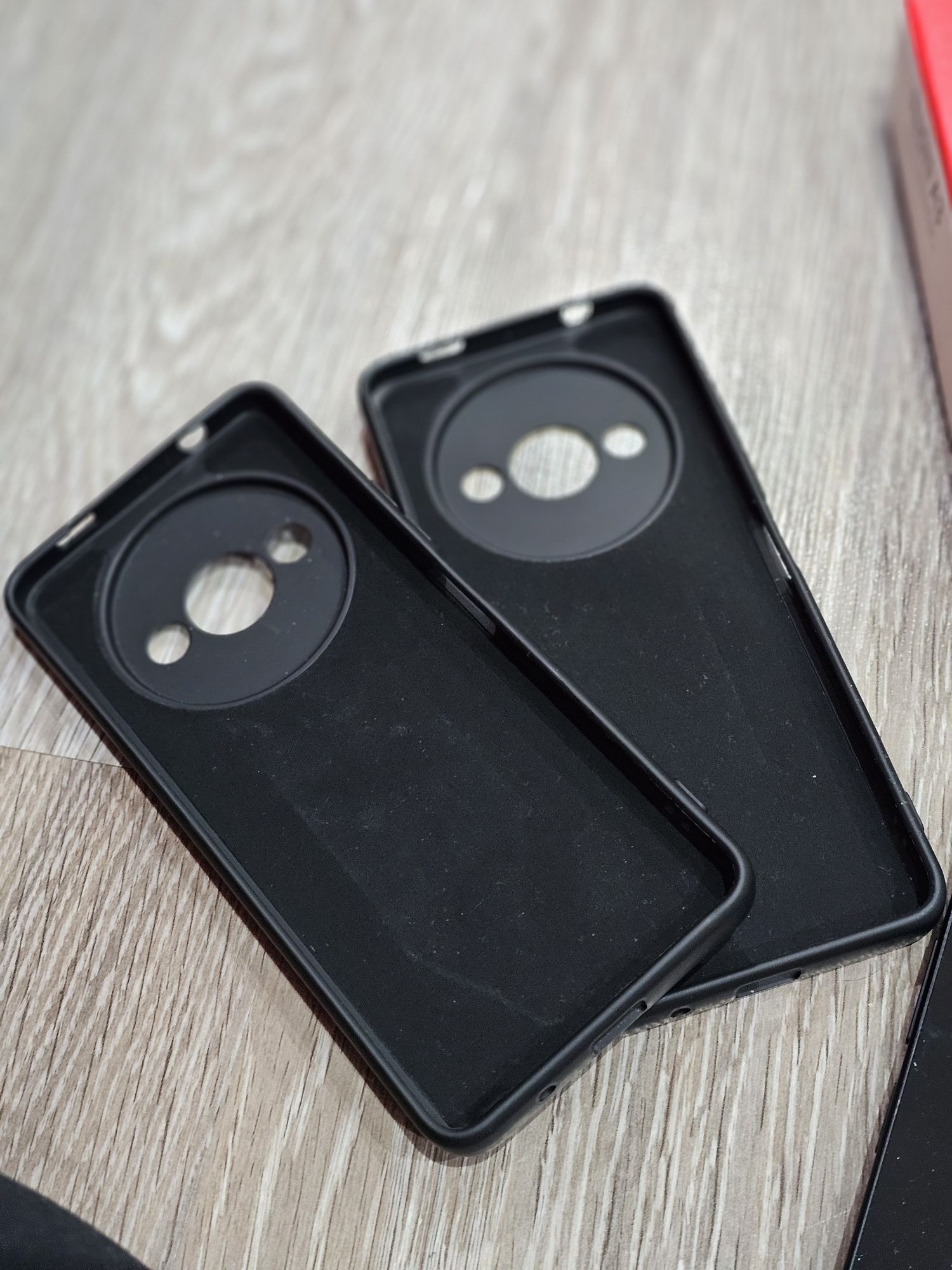 Чисто нови 2 броя телефони Redmi A3 с ГАРАНЦИИ