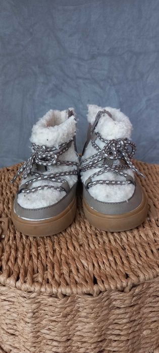 Детски боти H&M с мъхеста подплата