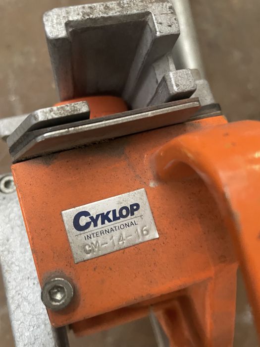 Чембер машинка за метален чембер