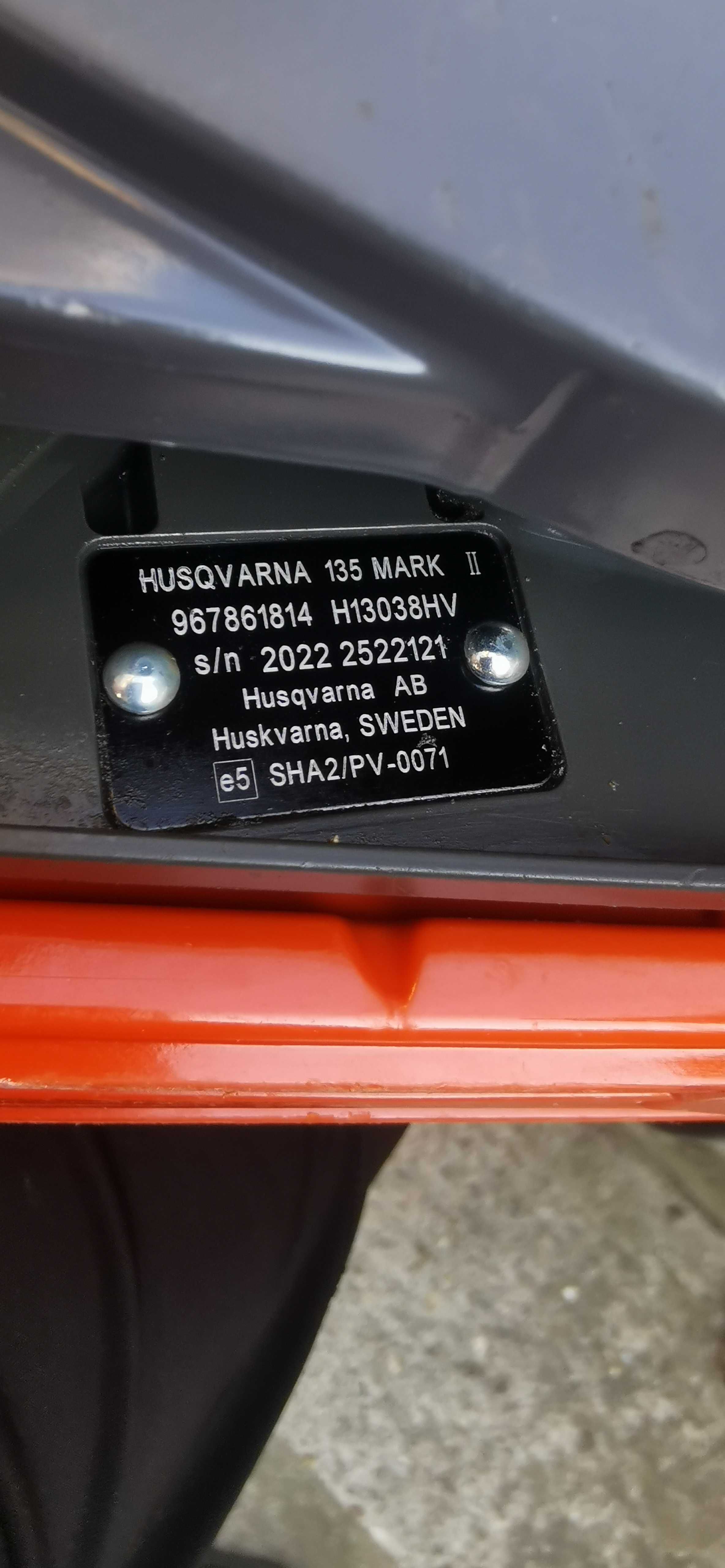 Бензинова резачка Husqvarna 135