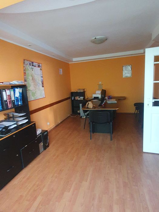 Spațiu comercial de închiriat