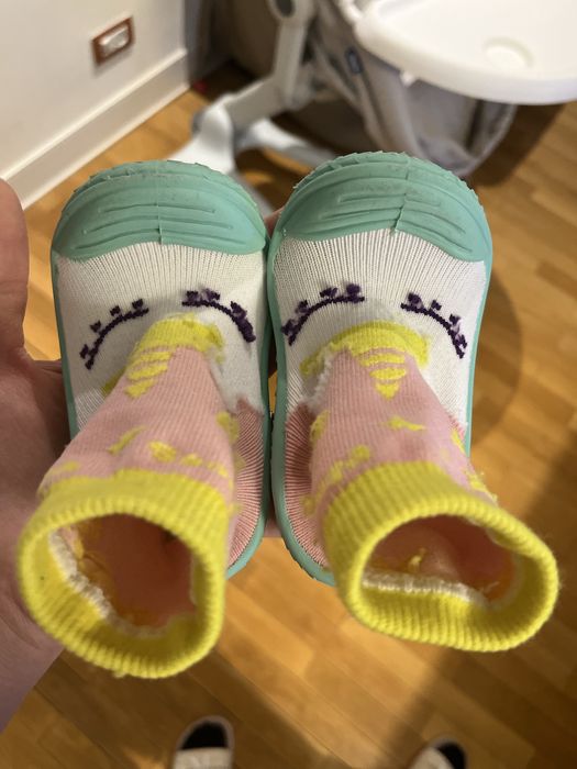 Бебешки чорапи с подметка