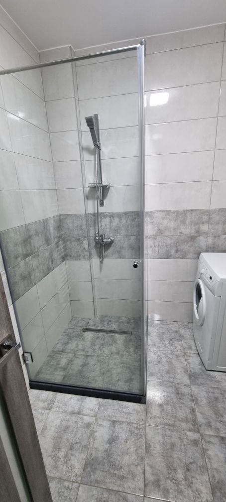 Dau în chirie apartament cu 2 camere