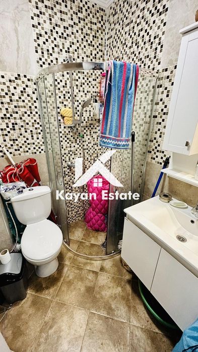 Дава се под наем Едностаен апартамент в Бургас, Център - 40 кв.м за 300 € - Снимка #3