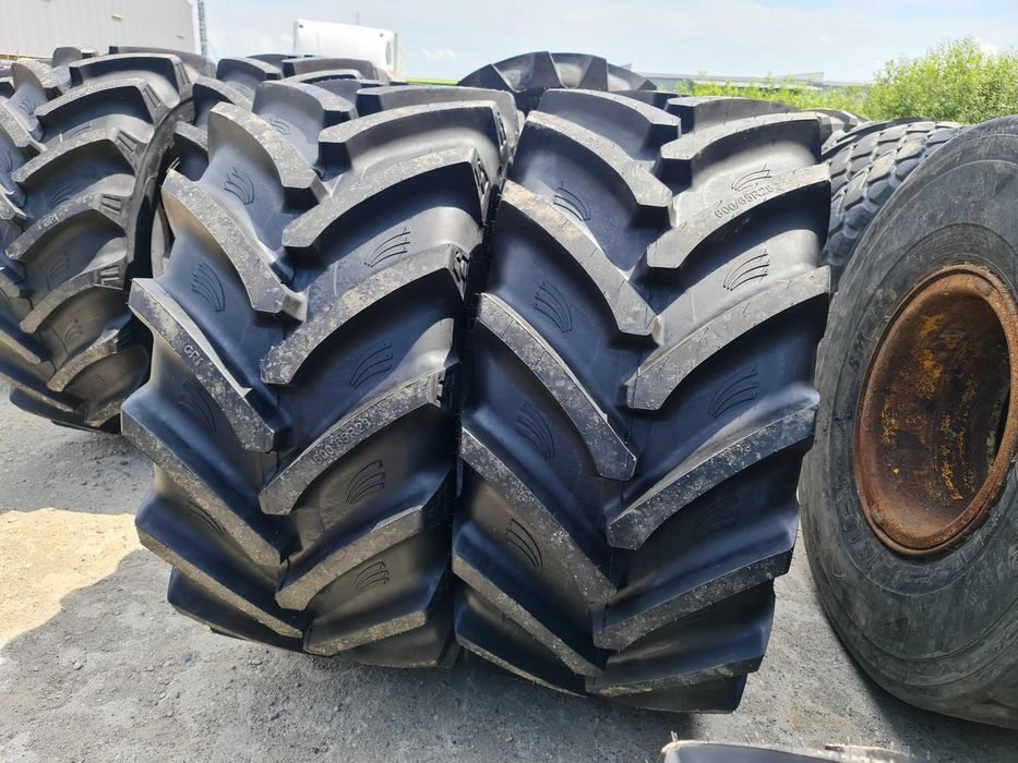Cauciucuri noi 600/65R28 marca GRI anvelope tractor FENDT, JOHN DEERE