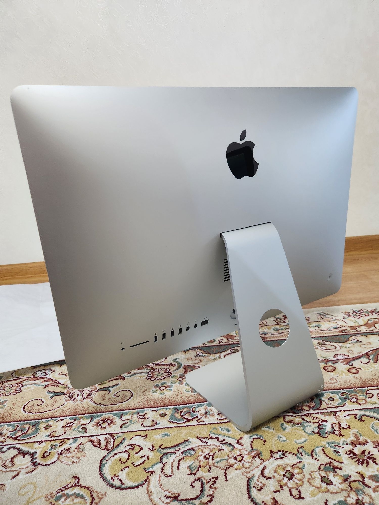 iMac 21.5 inch (2013)