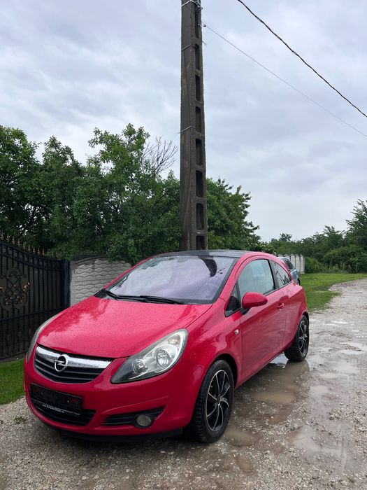 Vând Opel Corsa D!