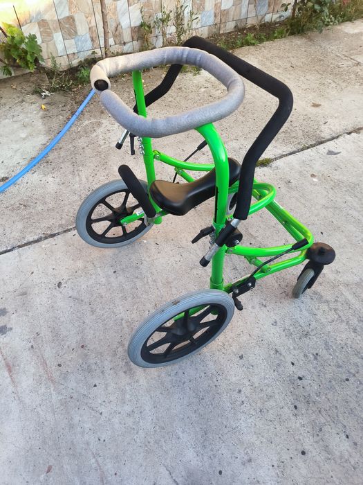 Cadru de mers pentru copii