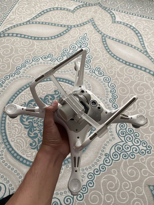 Дрон DJI PHANTOM фантом