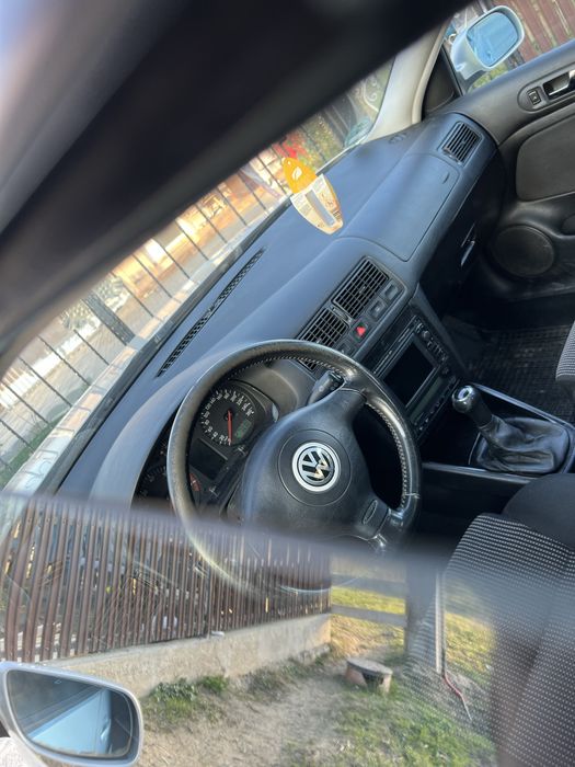 Vand urgent golf 4 pret negociabil