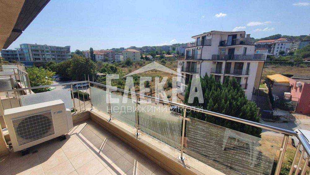 Продава се Тристаен апартамент в Бяла - 102 кв.м за 843 €/кв.м - Снимка #11