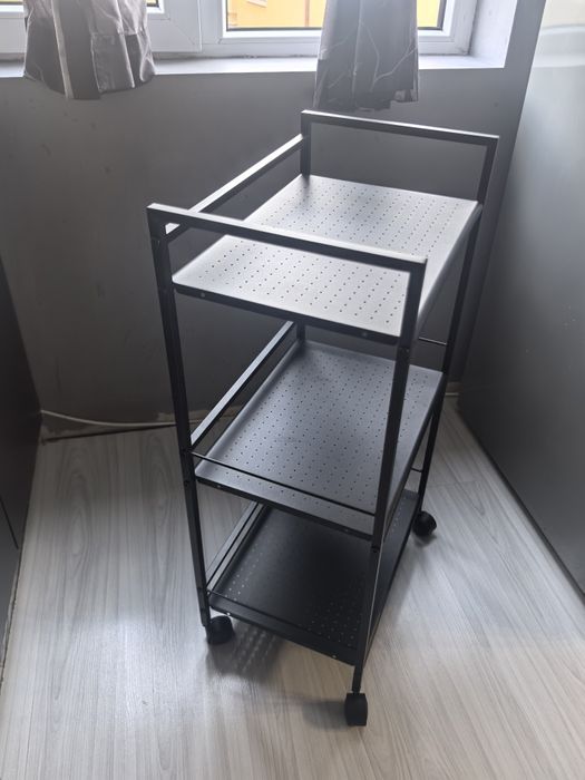 Сервизна количка нова! 39 лв