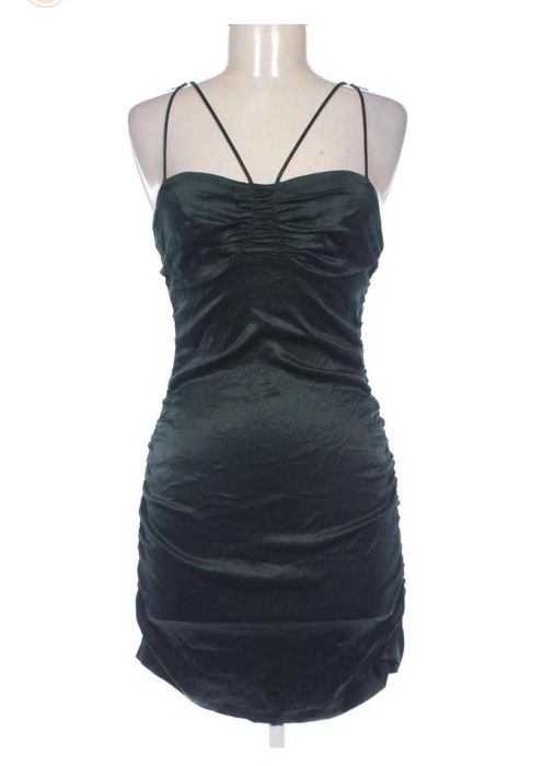 Чисто нова рокля на Зара