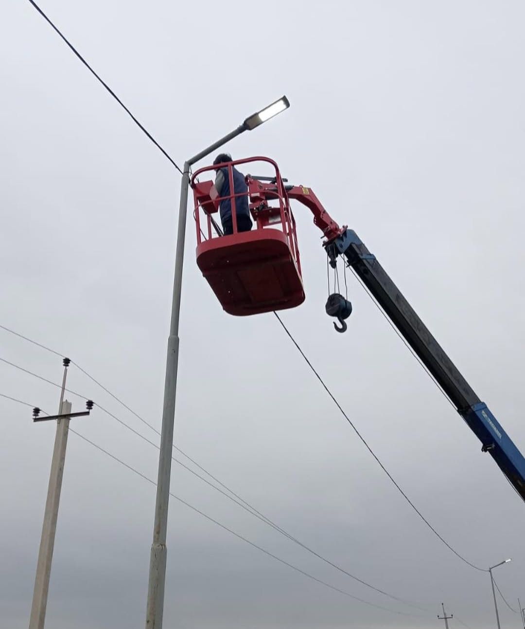 Устройства уличного освещения
