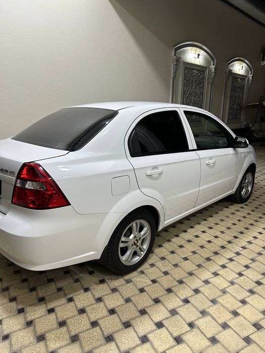 Продаётся нексия 3 автомат