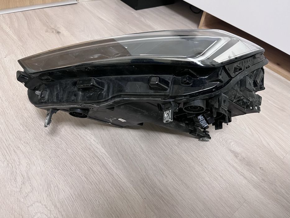 Seat Leon IV  2020 ляв фар кат. 5FB.941.007.G