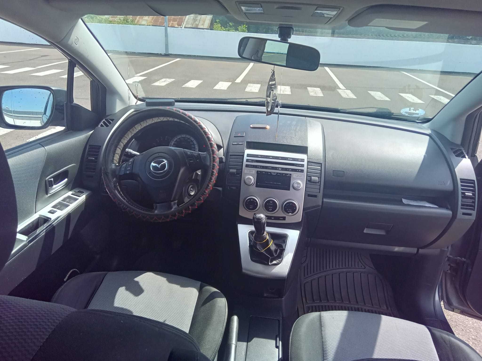 Autoturism Mazda 5