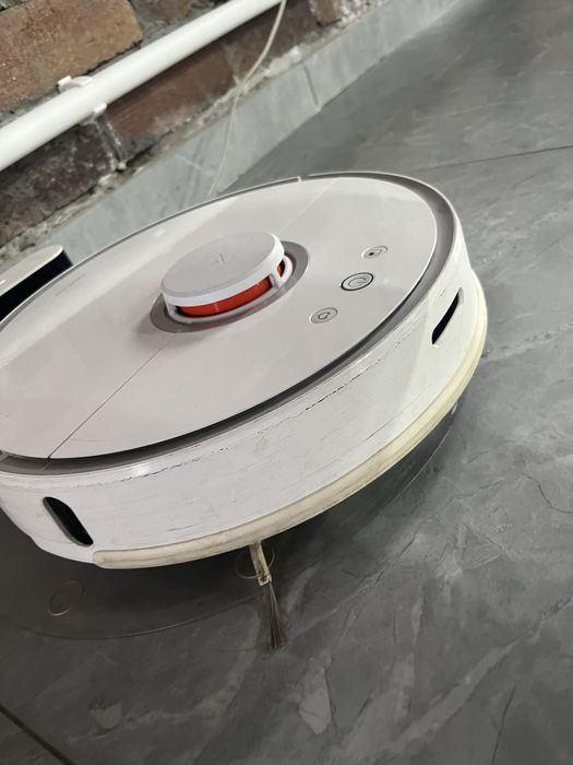 Продам робот пылесос