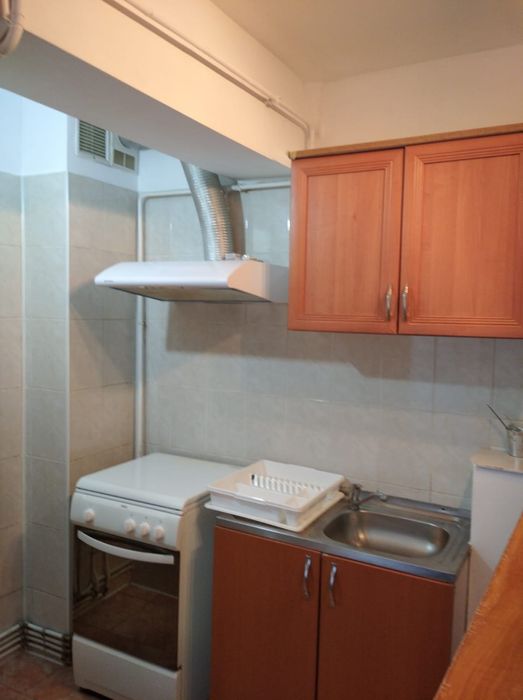 Proprietar inchiriez garsoniera Galata