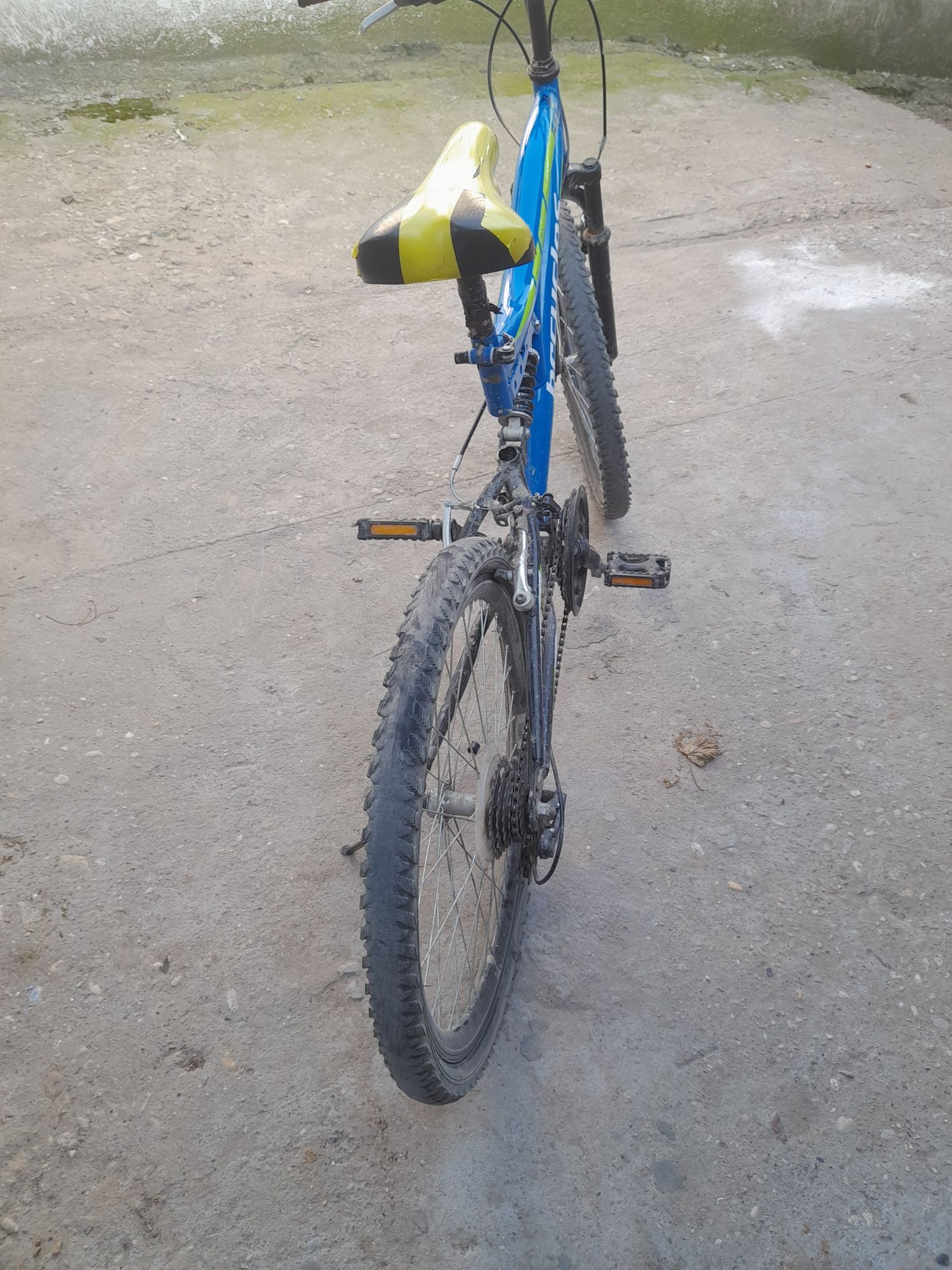 Vând bicicletă în stare bună