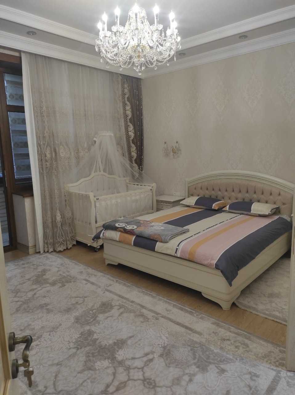 New building 4 room 3 big bed Taras Shevchenko street metro Oybek