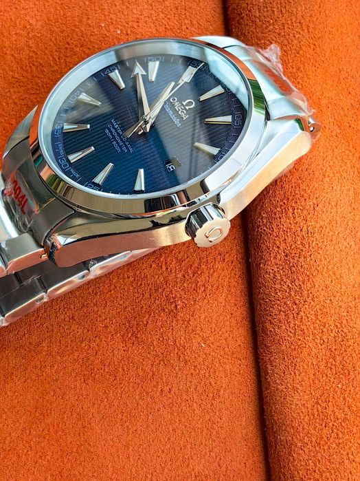 Omega Aqua Terra Blue с японски механизъм