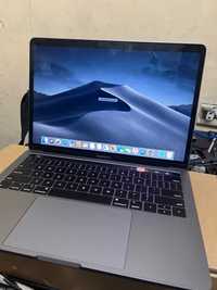 Продам Macbook Pro 13 M1 256Gb