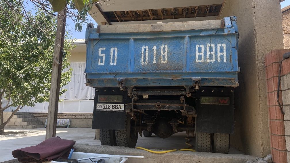 ZIL 130 SOTILADI  Srochna