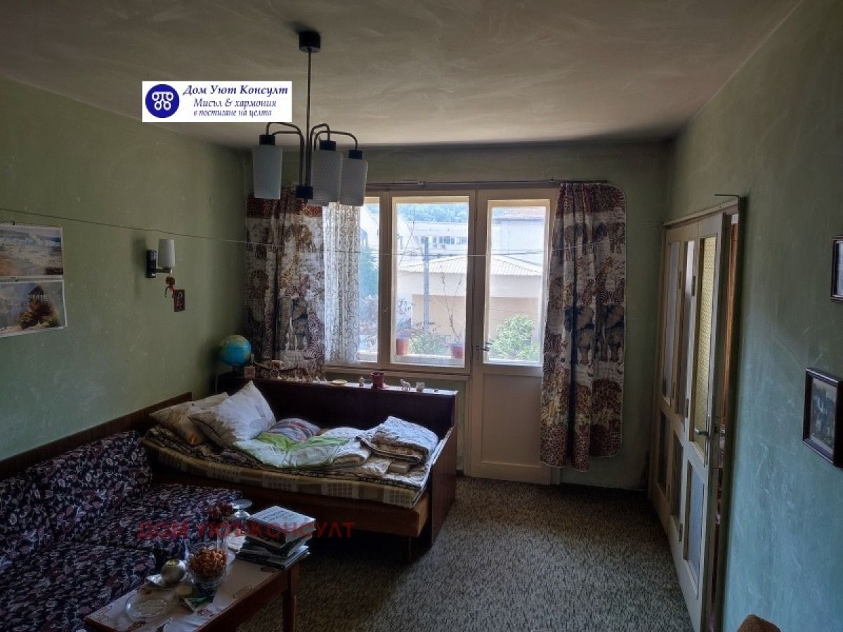 Продажба 3-стаен гр. Ловеч - Център 91m²