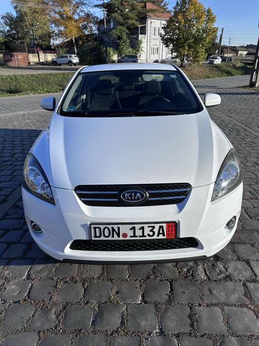 Vând Kia Cee’d, 170.000km, 1.6 CVVT