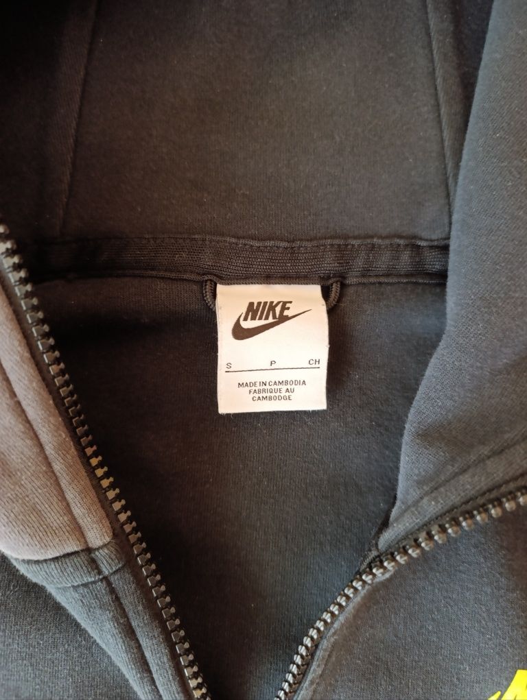 Nike tech series 4