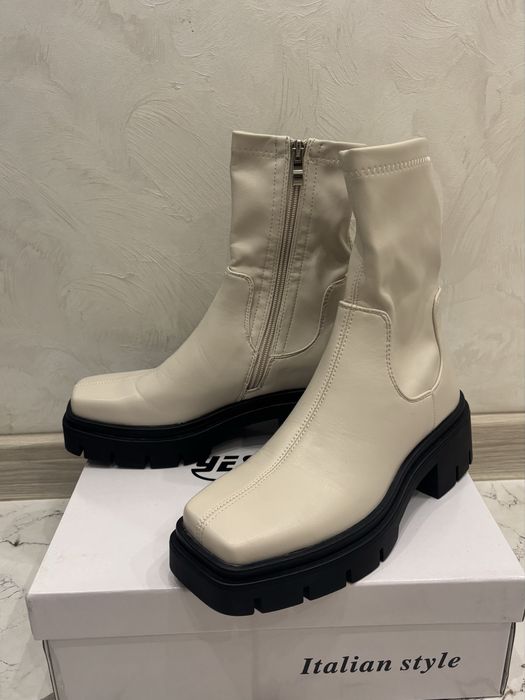 Нови зимни боти