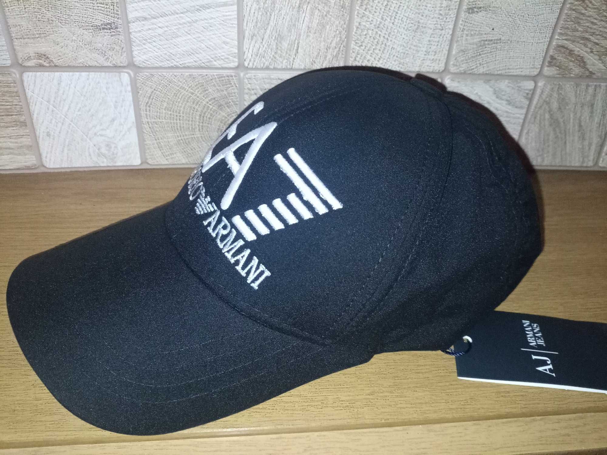 Шапка   EA7 Emporio Armani