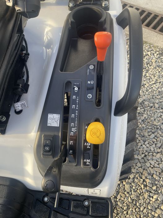 Tractor Bobcat  4x4 Nou