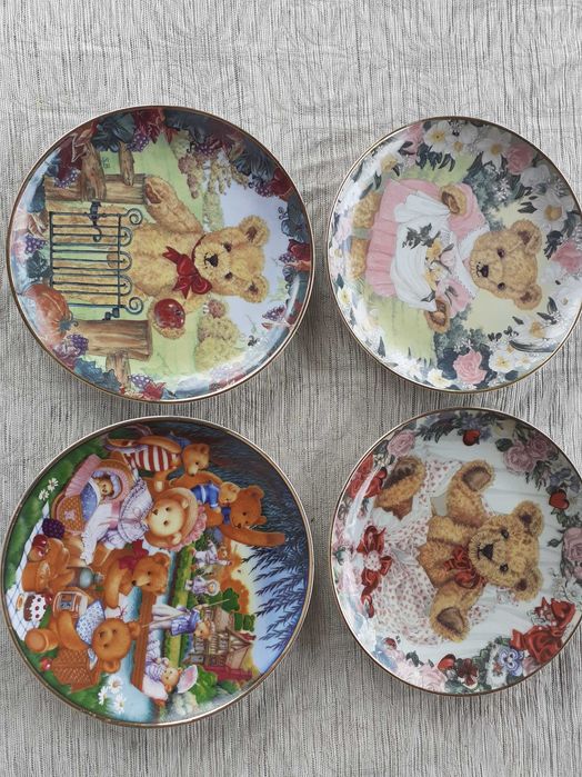 декоративни чинии 4 броя колекция