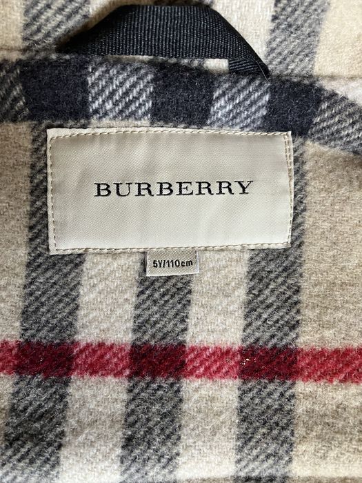 Детско палтенце Burberry 110 см